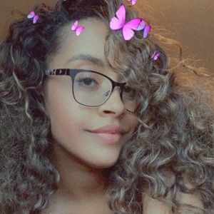 Meet your Posher, Anjelia